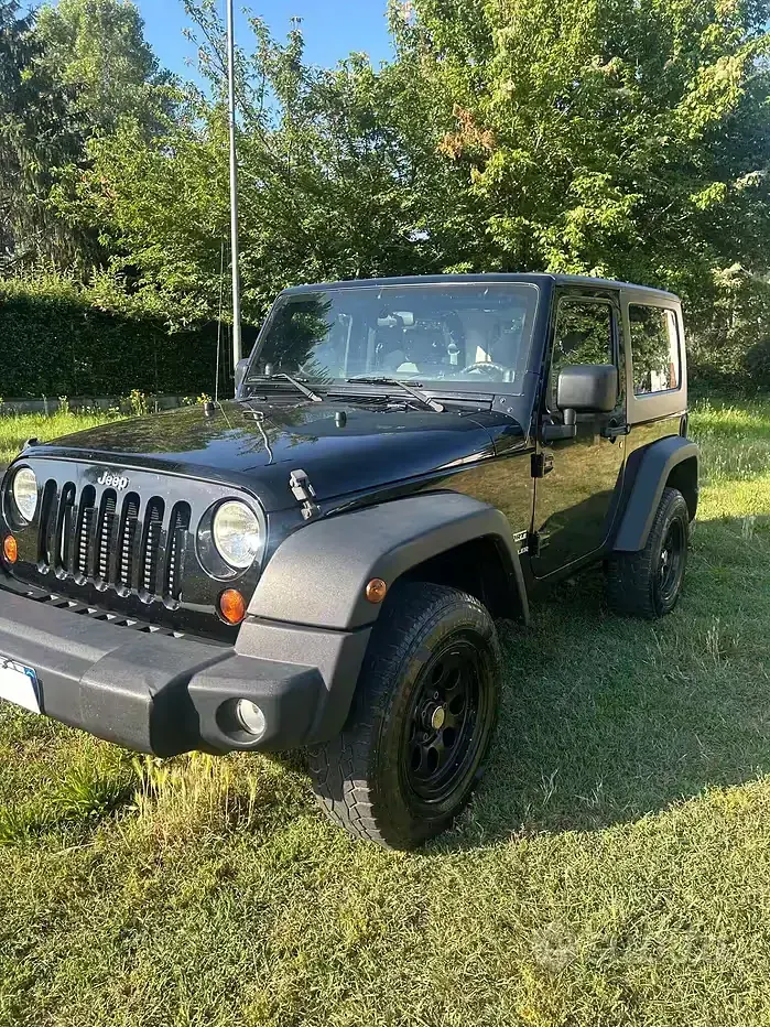 Usata Jeep Wrangler Sport 177 CV (130 kW) 2010 Nero SUV