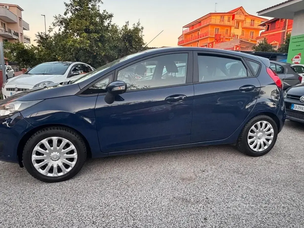 Usata Ford Fiesta Titanium 75 CV (55 kW) 2015 Other Utilitaria