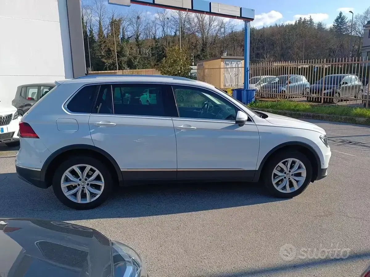 Usado VW Tiguan Executive 190 CV (139 kW) 2018 SUV