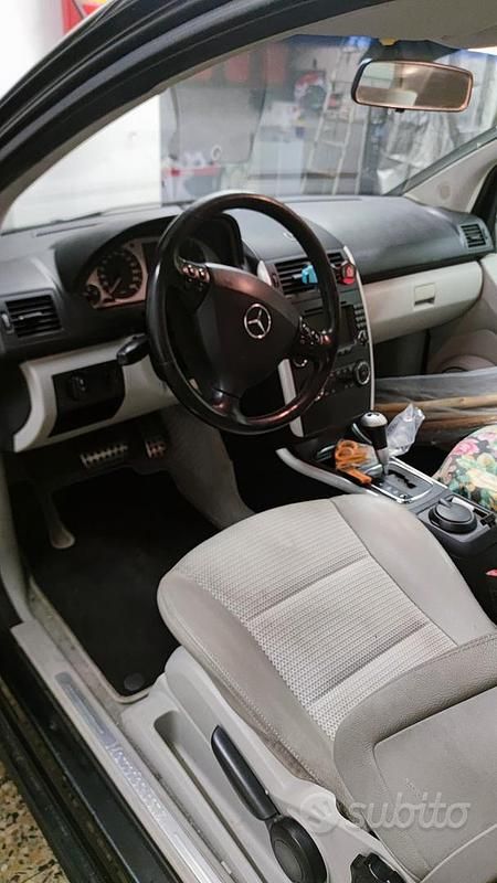 Usata Mercedes A200 140 CV (102 kW) 2006 Nero Coupé