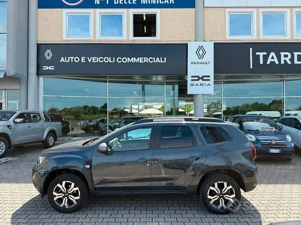 Usata Dacia Duster Journey 91 CV (66 kW) 2023 Grigio SUV