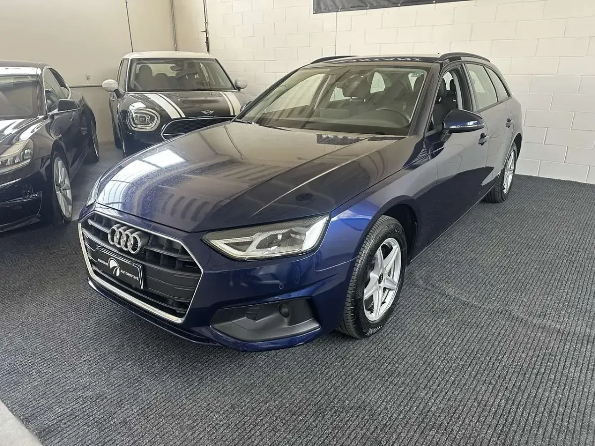Usata Audi A4 Business 163 CV (119 kW) 2022 Blu/azzurro Station wagon