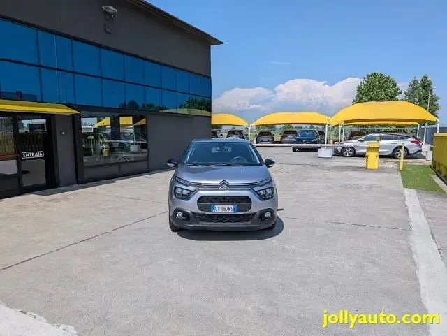Usata Citroën C3 PureTech 110 CV (80 kW) 2024 Argento / metallizzato