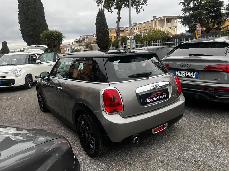 Usata Mini Cooper 115 CV (84 kW) 2017 Grigio Utilitaria