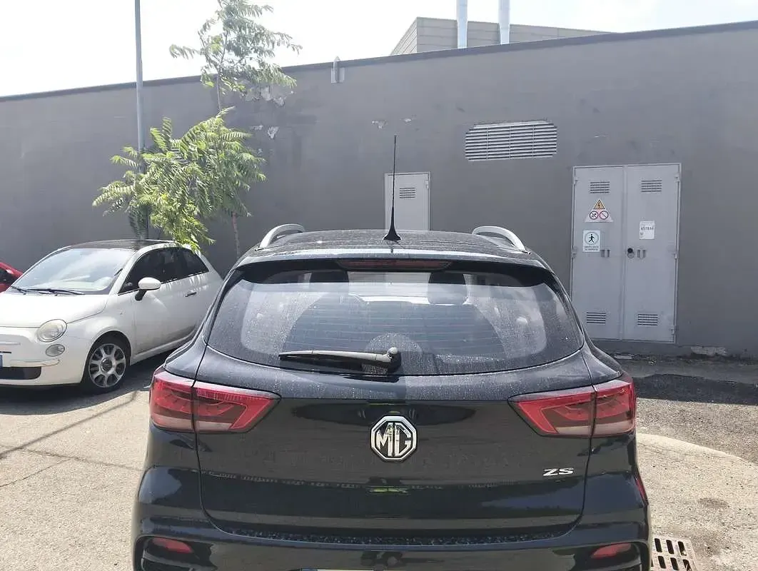 Usata MG ZS Luxury 106 CV (77 kW) 2024 SUV