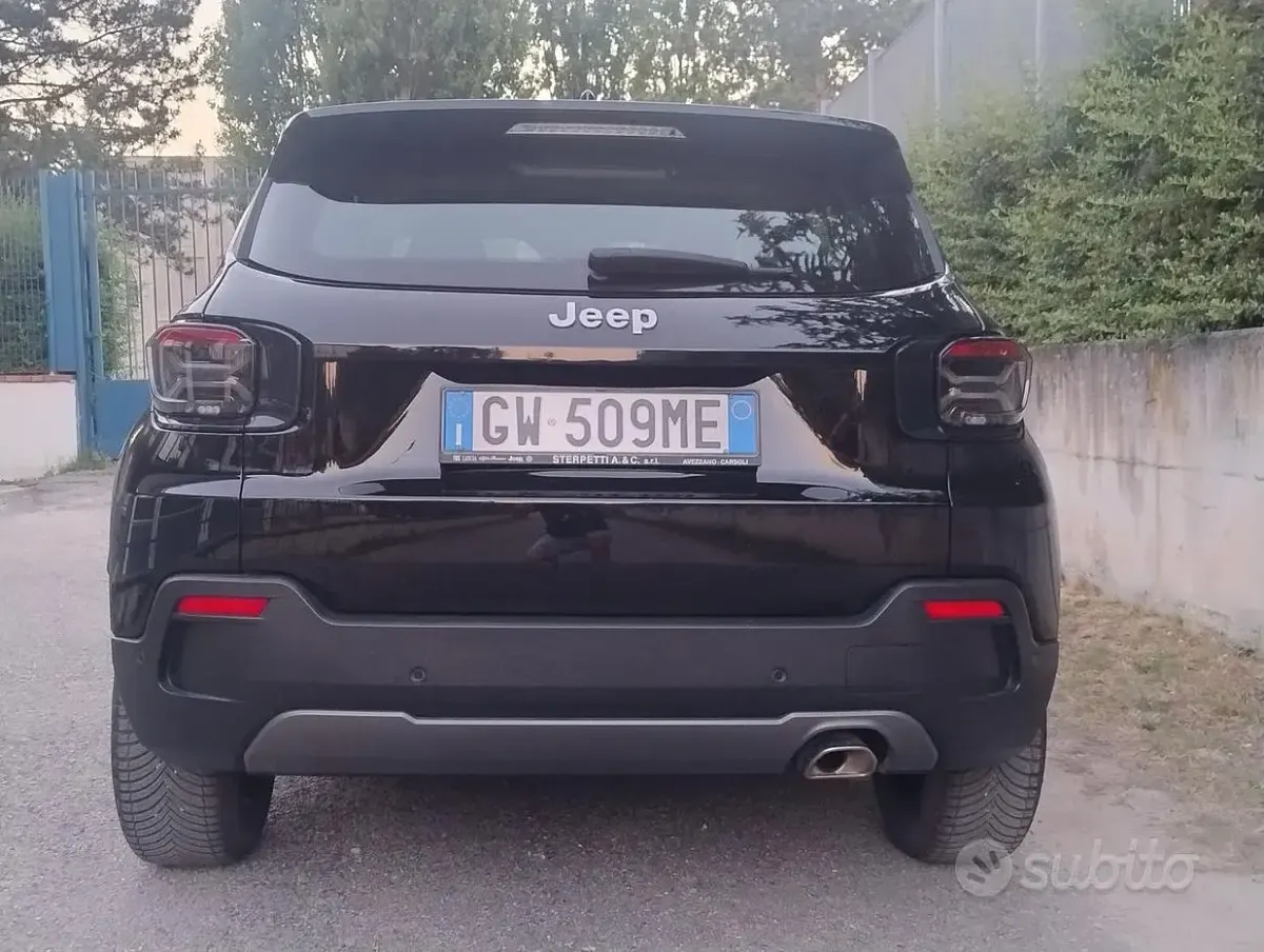 Usata Jeep Avenger 101 CV (74 kW) 2025 Nero SUV