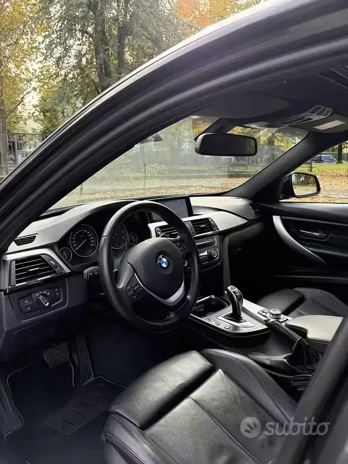 Usata BMW 330 Sport Line 258 CV (189 kW) 2012 Grigio Station wagon
