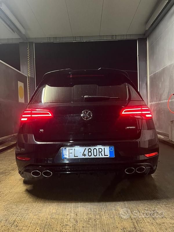 Usata VW Golf VII R 310 CV (228 kW) 2017 Nero Berlina