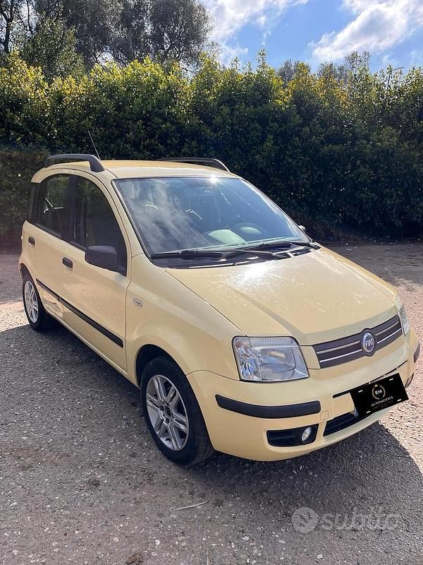 Usata Fiat Panda 70 CV (51 kW) 2005 Giallo Utilitaria