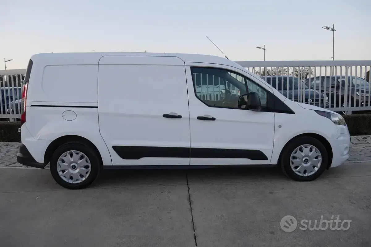 Usata Ford Transit Connect 101 CV (74 kW) 2016 Bianco Monovolume