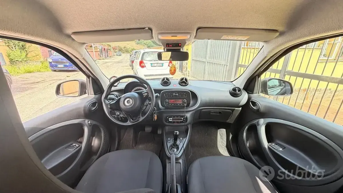 Usata Smart ForFour Electric Drive 41 kW (56 CV) 2022 Nero Berlina