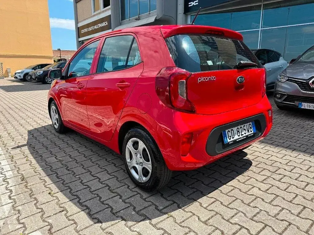 Usata Kia Picanto Urban 67 CV (49 kW) 2021 Rosso Utilitaria