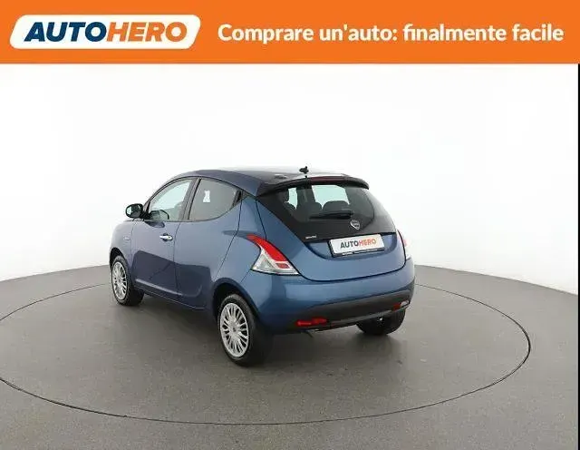 Usata Lancia Ypsilon S 69 CV (50 kW) 2024 Blu Utilitaria