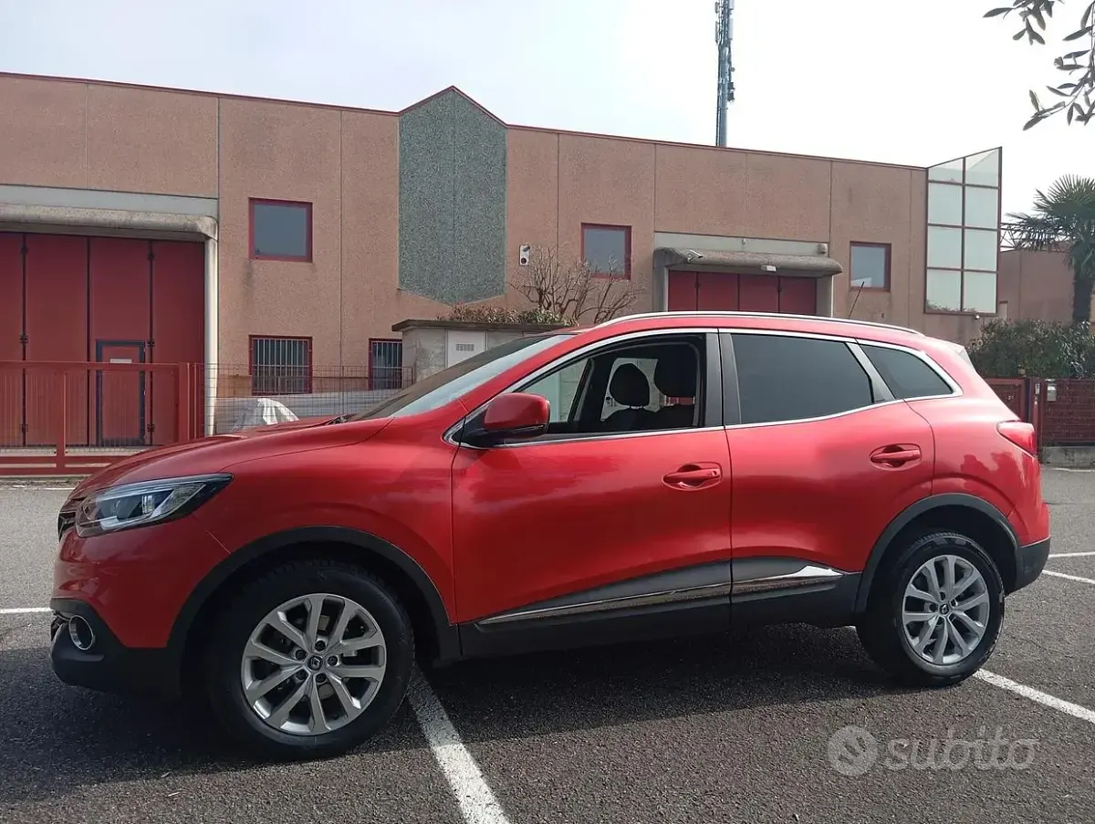 Usado Renault Kadjar 131 CV (96 kW) 2016 Rojo SUV