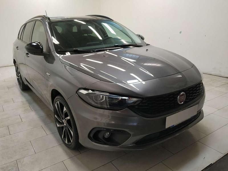 Usata Fiat Tipo S 120 CV (88 kW) 2019 Grigio Station wagon