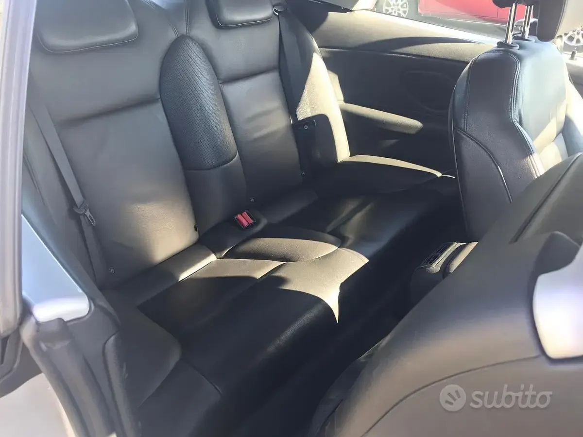 Usata Saab 9-3 160 CV (117 kW) 2011 Grigio Cabrio