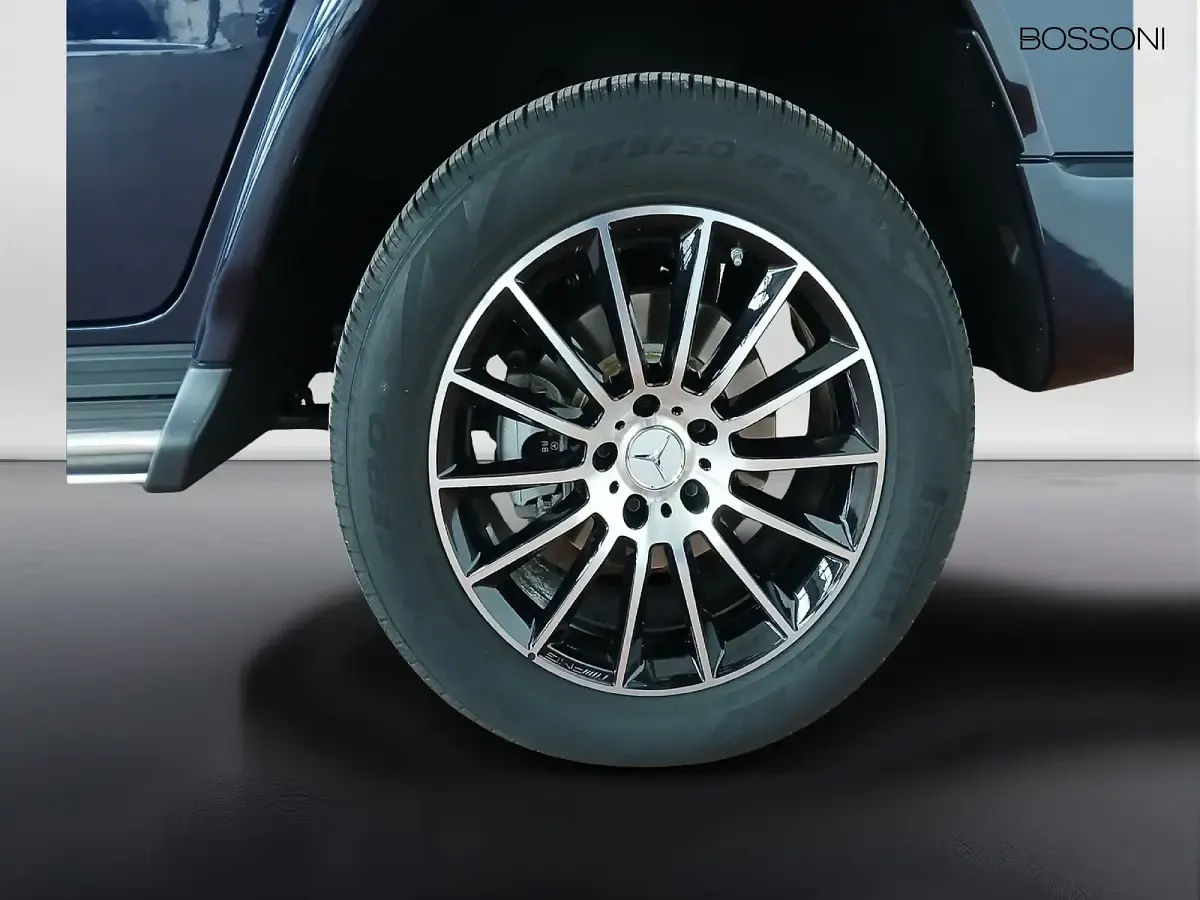 Usata Mercedes G500 AMG line 422 CV (310 kW) 2022 Blu SUV
