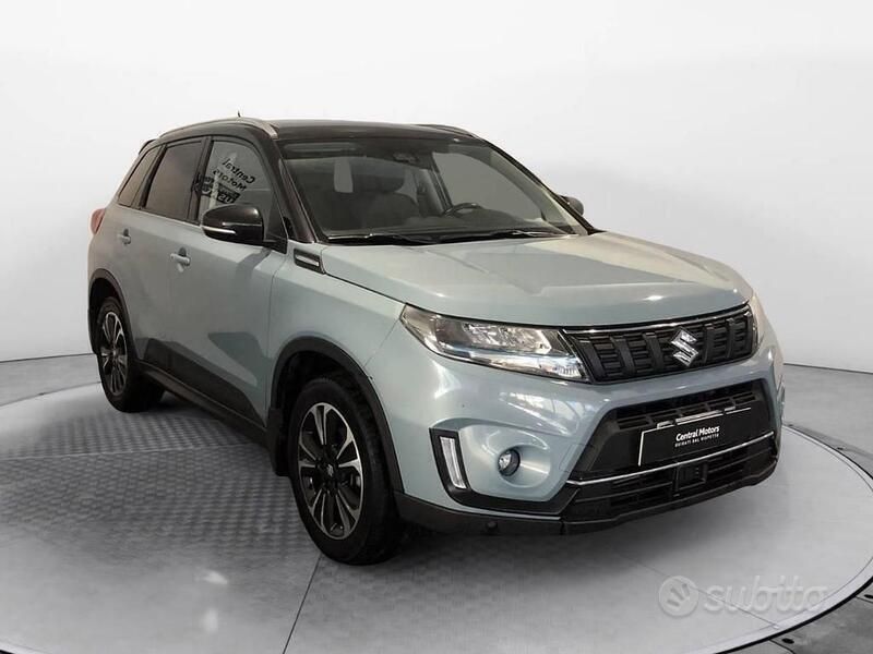 Usata Suzuki Vitara 129 CV (94 kW) 2020 Grigio SUV