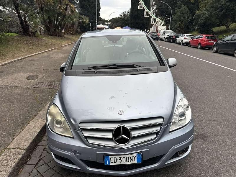 Usata Mercedes B180 109 CV (80 kW) 2010 Monovolume