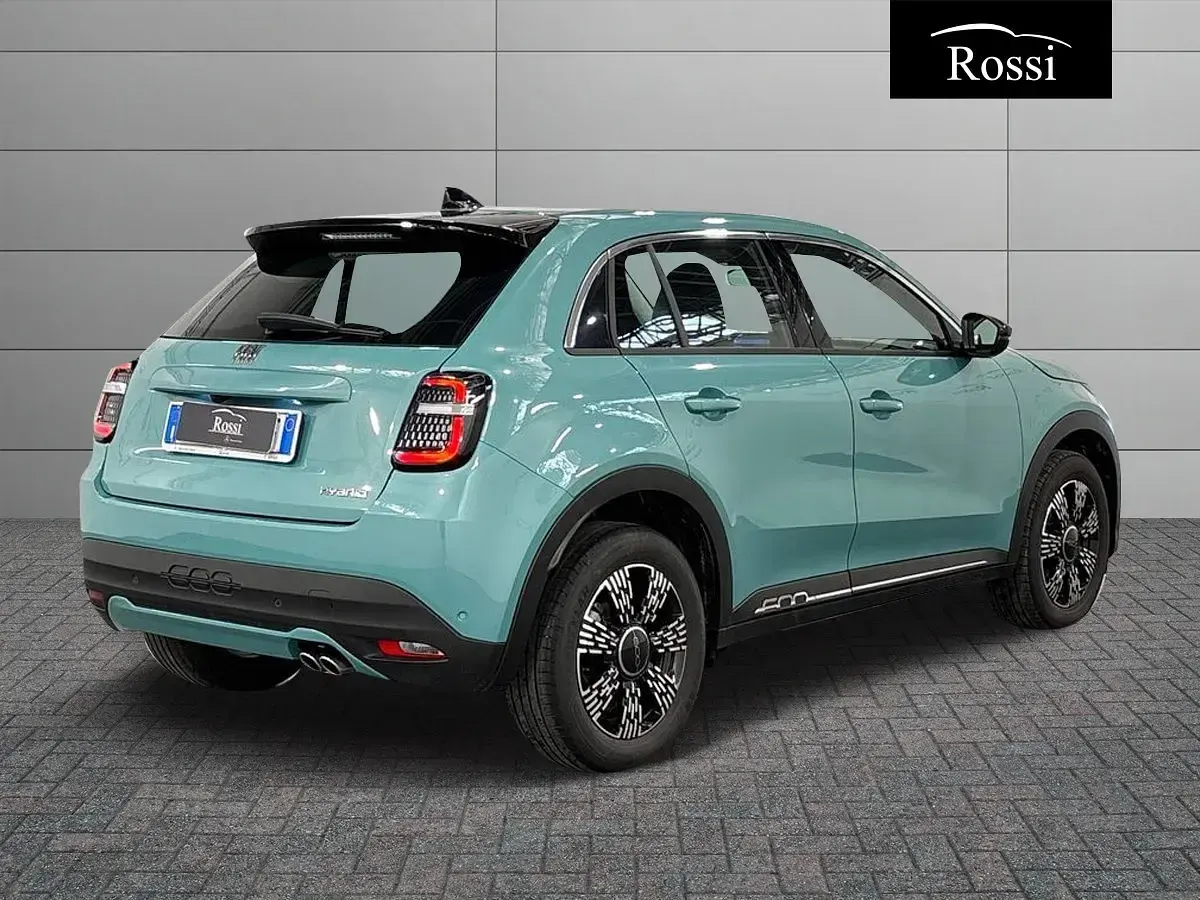 Usata Fiat 600 136 CV (100 kW) 2025 Bluazzurro SUV