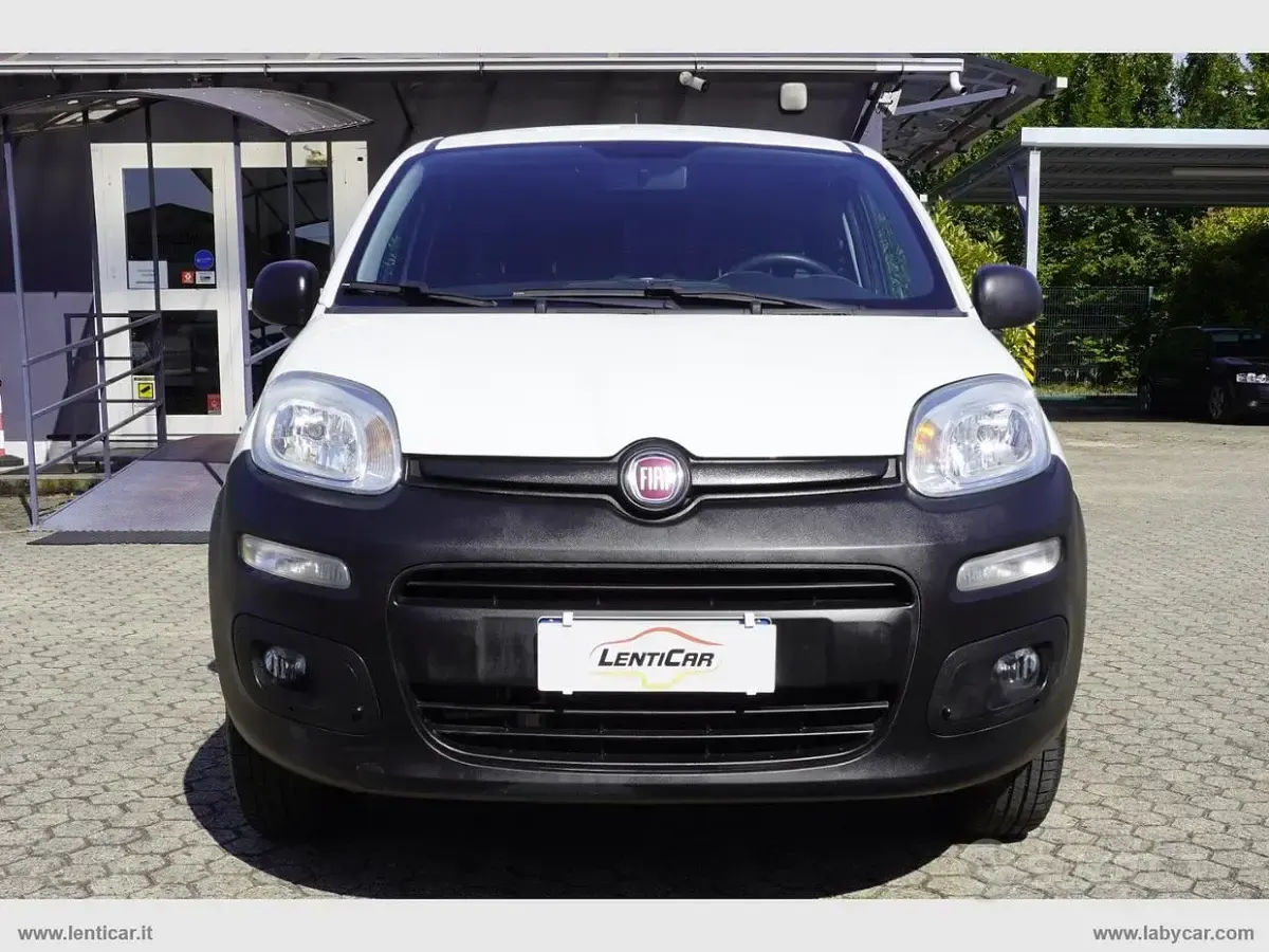 Usata Fiat Panda 4x4 Pop 86 CV (63 kW) 2020 Bianco Utilitaria