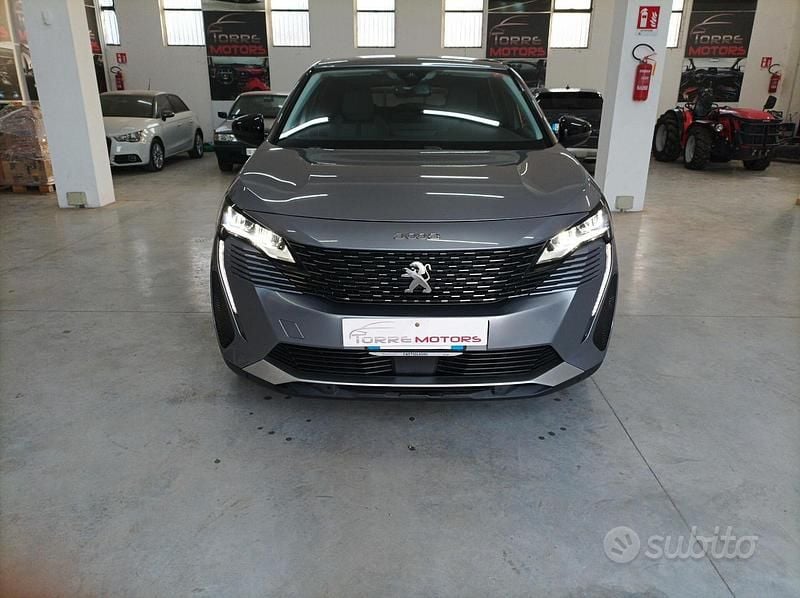 Usata Peugeot 3008 Allure 131 CV (96 kW) 2021 Grigio SUV