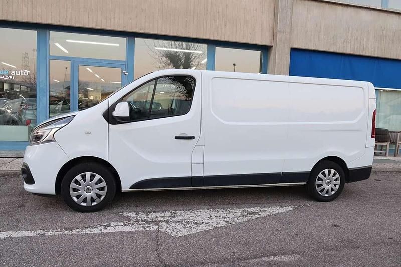 Usata Renault Trafic 120 CV (88 kW) 2020 Bianco Monovolume