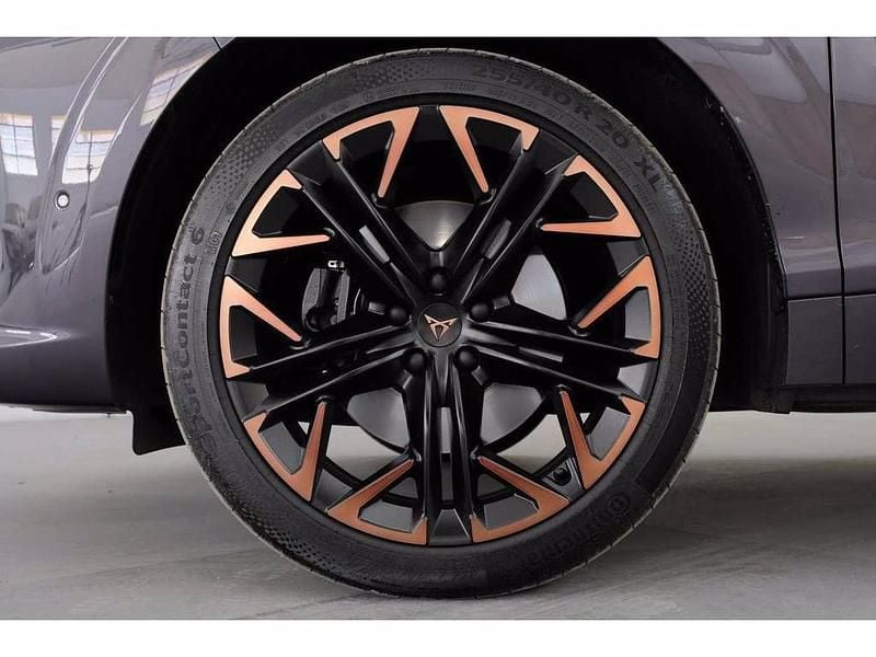 Usata Cupra Terramar VZ 272 CV (200 kW) 2024 Viola metallizzato SUV