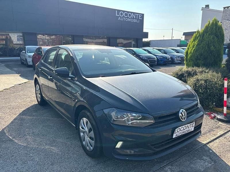 Grigio Usata 2019 VW Polo Highline Tre volumi | 9990 € (Super prezzo) - Immagine 1/3