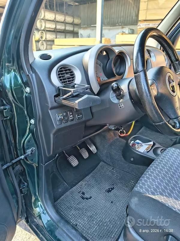 Usata Daihatsu Trevis 58 CV (42 kW) 2007 Verde Utilitaria
