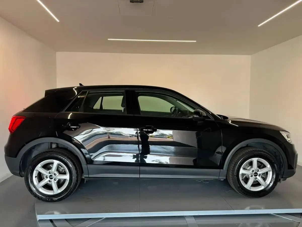 Usata Audi Q2 Business 150 CV (110 kW) 2020 Nero SUV