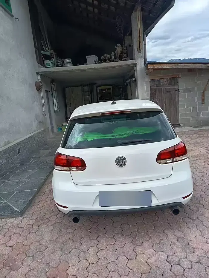Usata VW Golf VI GTI 210 CV (154 kW) 2010 Bianco Berlina