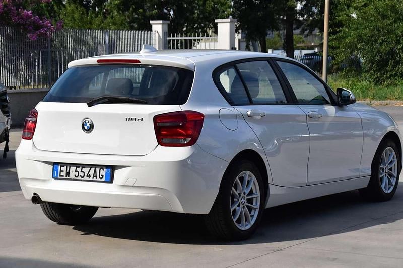 Usata BMW 118 143 CV (105 kW) 2014 Bianco Utilitaria