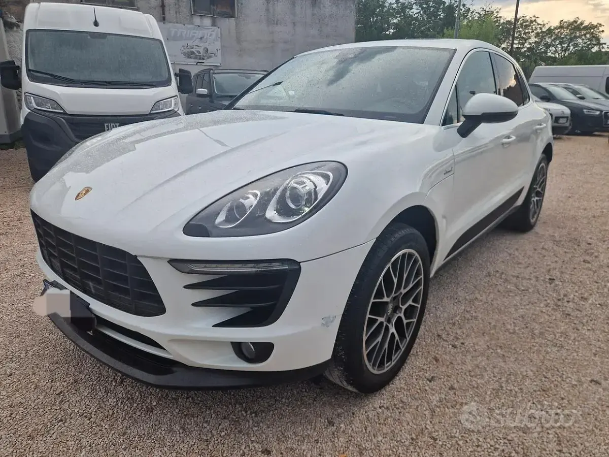 Usata Porsche Macan 250 CV (183 kW) 2015 Bianco SUV