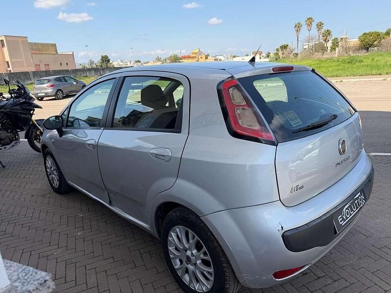 Usata Fiat Punto Evo Dynamic 95 CV (69 kW) 2011 Argento Utilitaria
