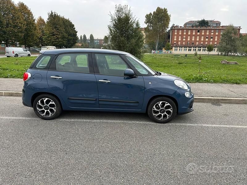 Usata Fiat 500L Lounge 95 CV (69 kW) 2018 Blu Monovolume