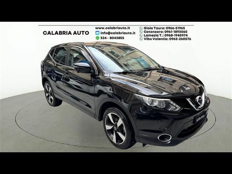 Nero(met.) Usata 2015 Nissan Qashqai Acenta Premium SUV | 10.500 € (Buon prezzo) - Immagine 1/3