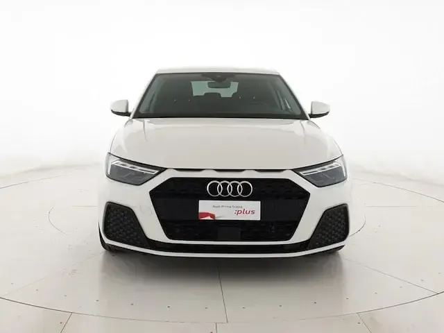 Usata Audi A1 Sportback Business 95 CV (69 kW) 2023 Bianco cortina Utilitaria