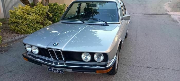 Usata BMW 518 Efficient Dynamics 66 CV (48 kW) 1978 Grigio Berlina