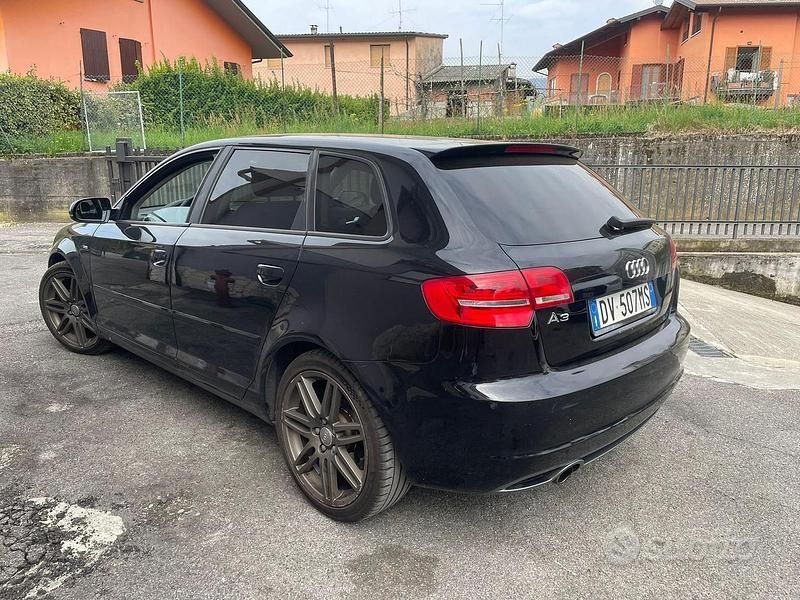 Usata Audi A3 Comfort 105 CV (77 kW) 2010 Nero Utilitaria