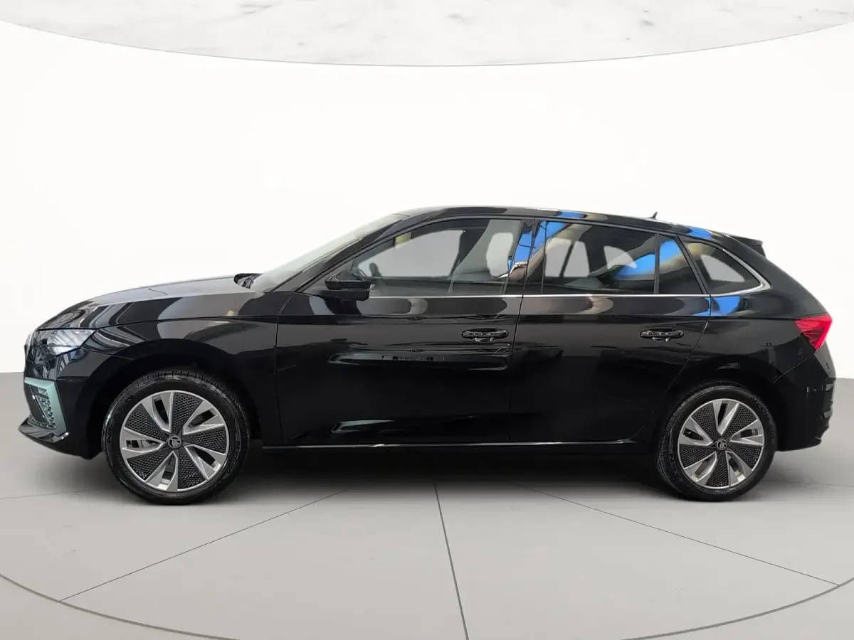 Usata Skoda Scala Selection 116 CV (85 kW) 2026 Nero tulipano perlato Utilitaria