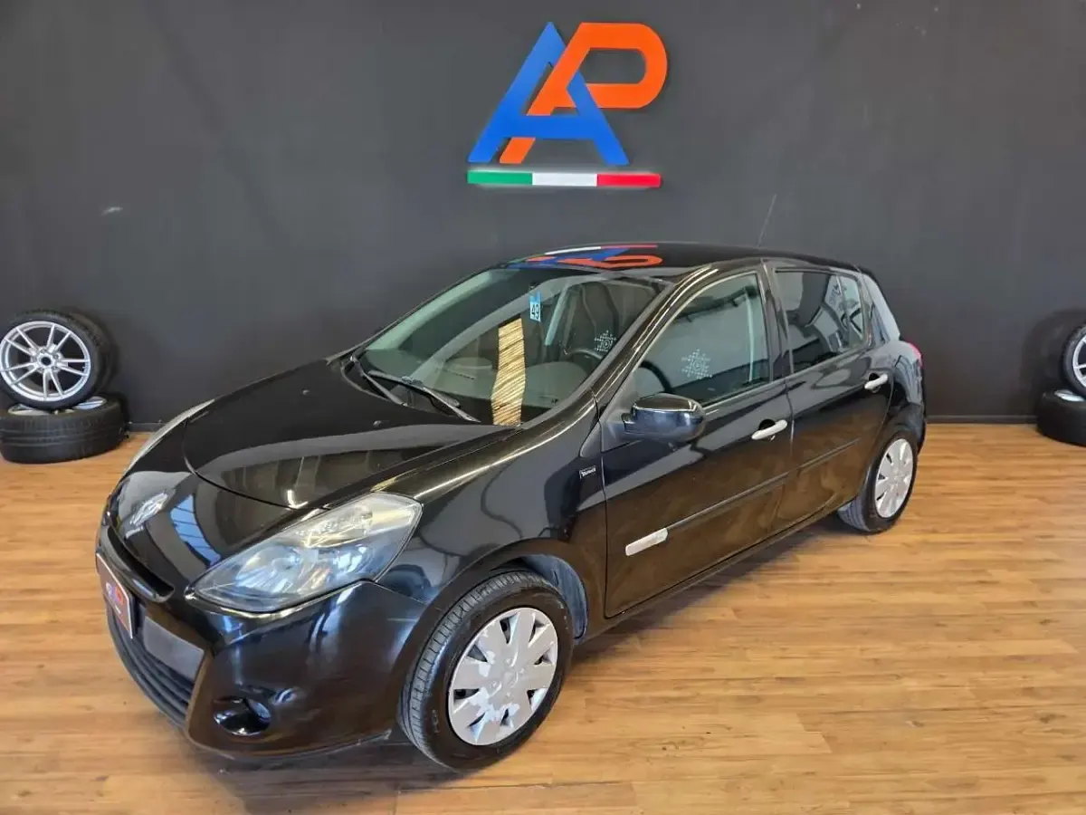 Usata Renault Clio II 101 CV (74 kW) 2011 Other Berlina