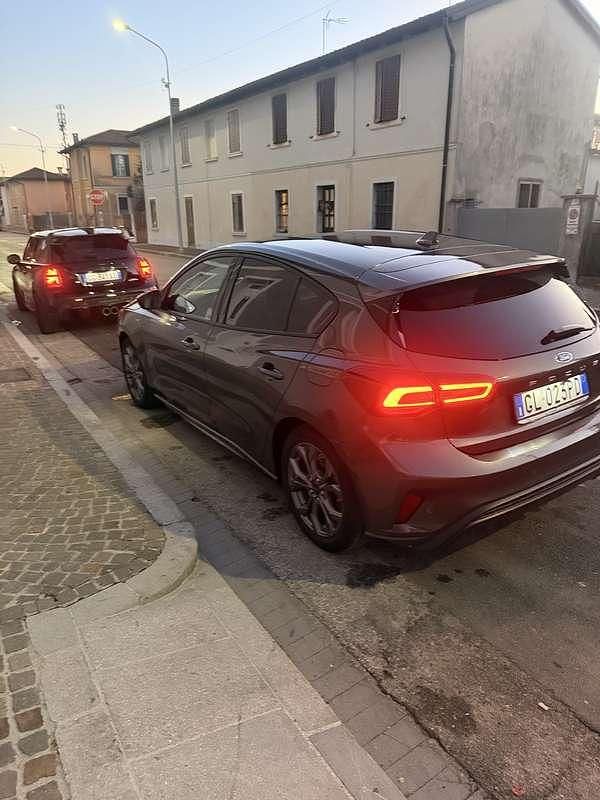 Usata Ford Focus ST-Line 125 CV (91 kW) 2022 Berlina