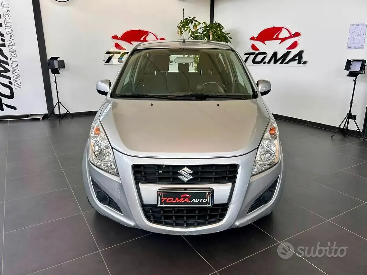 Usata Suzuki Splash GL 68 CV (50 kW) 2013 Grigio Utilitaria
