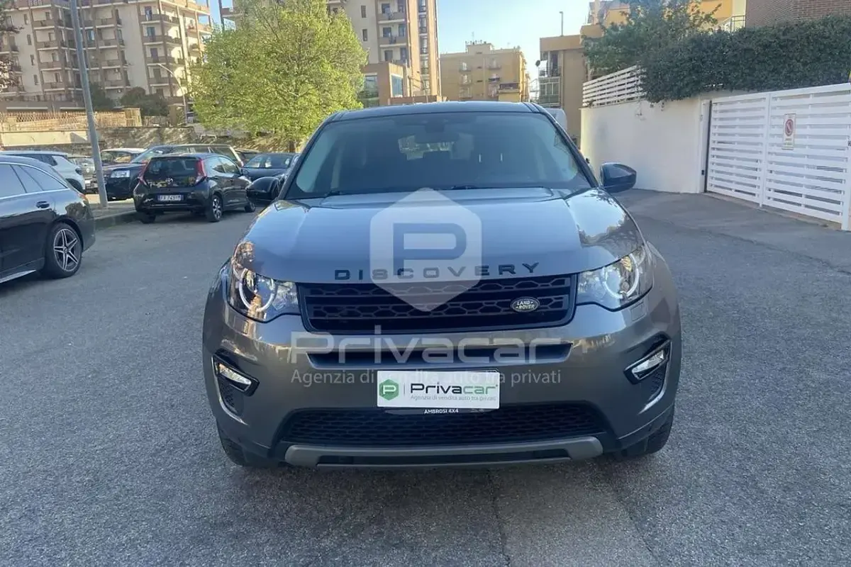 Usata Land Rover Discovery 5 SE 150 CV (110 kW) 2018 Grigio SUV