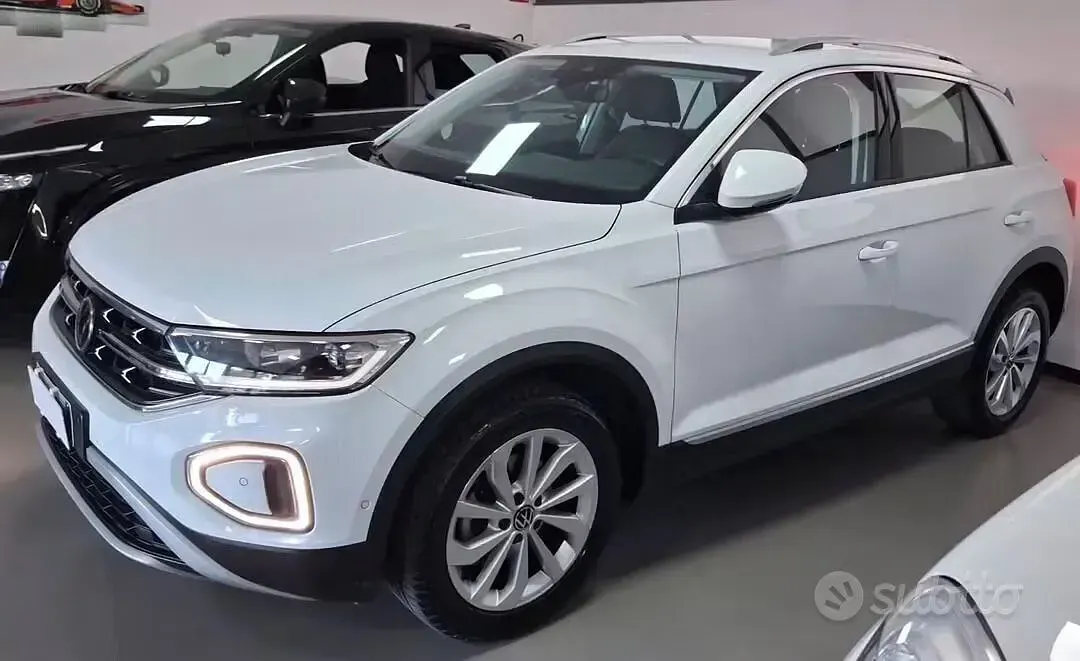 Usata VW T-Roc Style 110 CV (80 kW) 2022 Bianco SUV