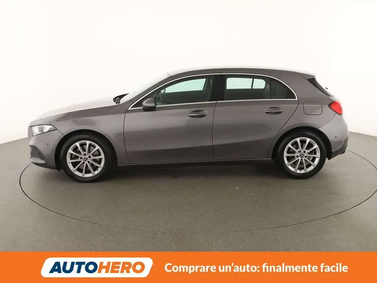 Usata Mercedes A220 190 CV (139 kW) 2019 Grigio Berlina