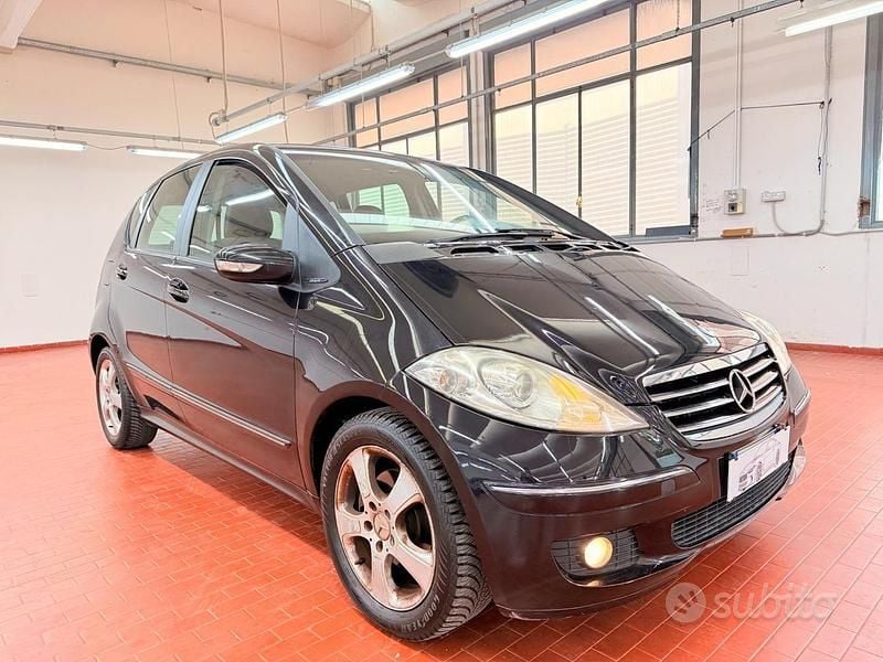 Usata Mercedes A180 109 CV (80 kW) 2007 Nero Berlina