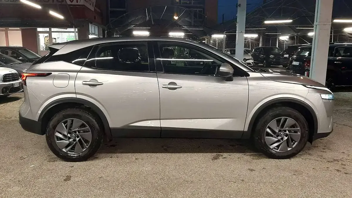 Usata Nissan Qashqai 158 CV (116 kW) 2024 Argento SUV