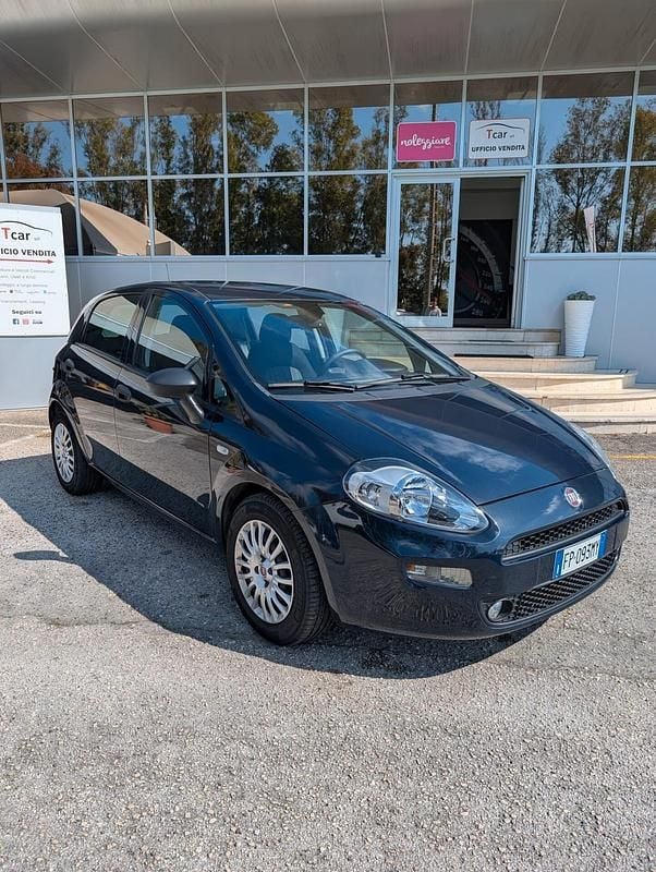 Usata Fiat Punto Street 95 CV (69 kW) 2018 Blu Utilitaria